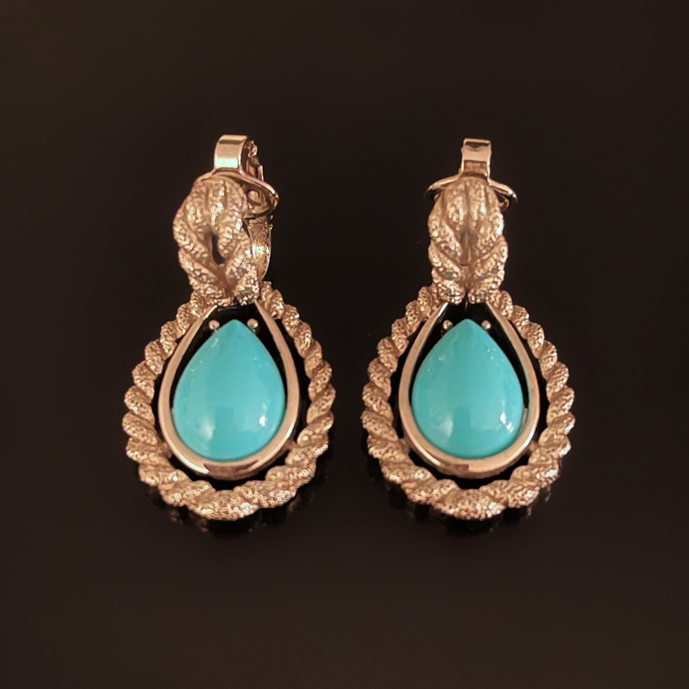 ✨Vintage Traditional Clip On Earrings with faux turquoise